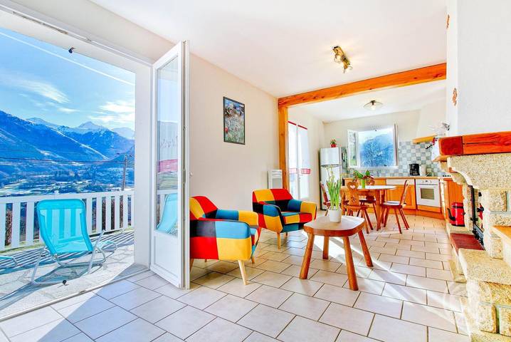 Gîte pour 6 personnes, avec jardin et terrasse à Arcizans-Dessus - 4