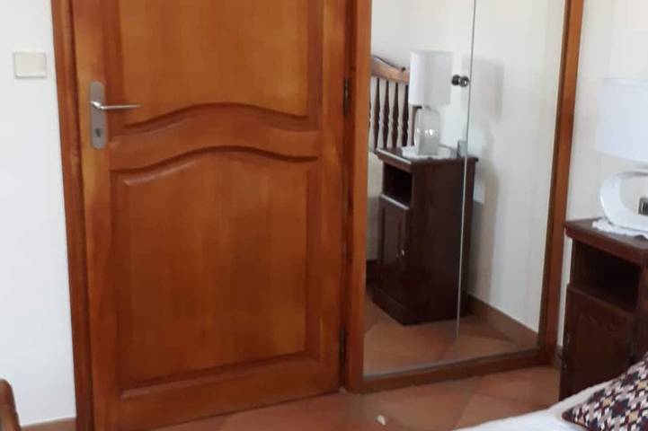 Location de vacances pour 8 personnes, avec jardin et terrasse à La Roquette-sur-Siagne - 4