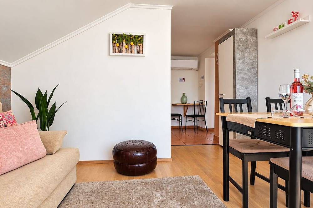 Geheel appartement, Casa Montana I- Gezellig appartement met uitzicht op de bergen in Balatonalmádi, Noordelijke oever van het Balatonmeer