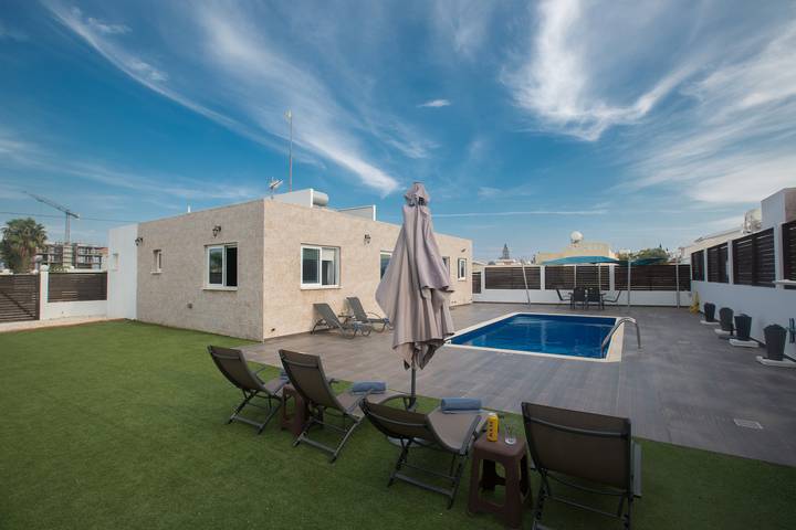 Bungalow für 6 Personen, mit Balkon und Garten auf Zypern - 2