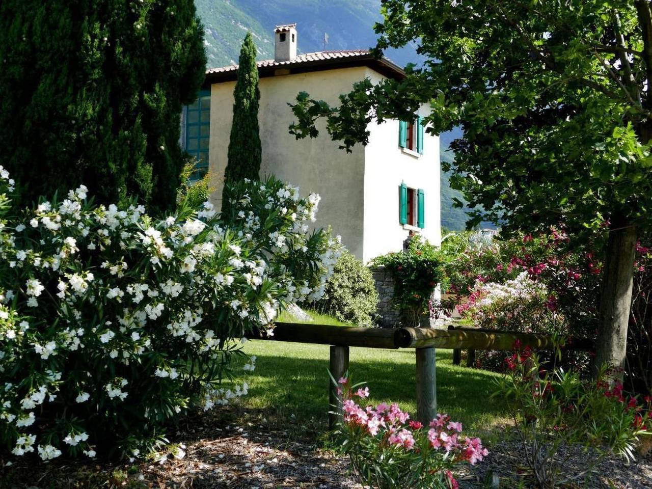 Agriturismo per 6 Persone in Malcesine, Prealpi Gardesane