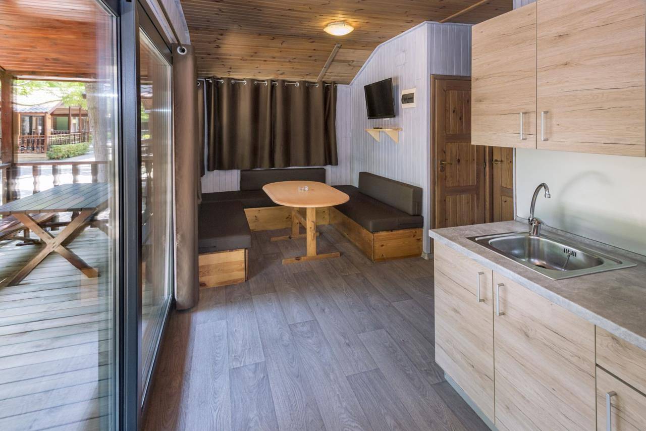 Maison de vacances pour 6 personnes avec piscine in Els Pins Blanes, Blanes