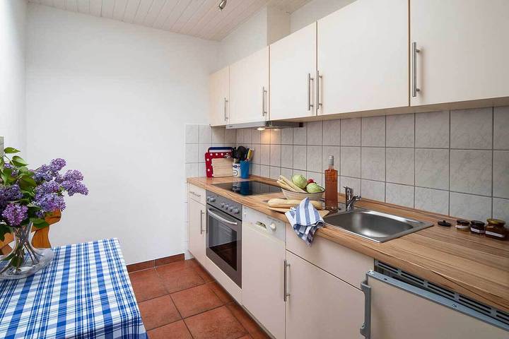 Ferienwohnung für 3 Personen, mit Balkon/Terrasse und Terrasse sowie Garten in Wittdün - 3