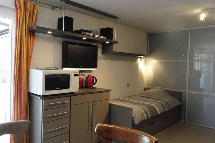 Gîte pour 3 personnes, avec jardin à Le Ménil - 2