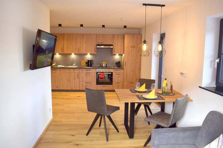 Ferienwohnung für 3 Personen, mit Balkon und Terrasse sowie Seeblick und Ausblick in Thiersee - 4