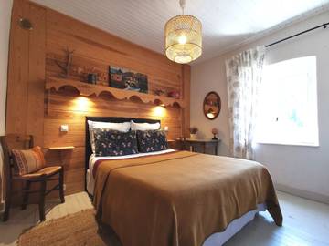 Gîte pour 2 personnes, avec jardin à Sembadel