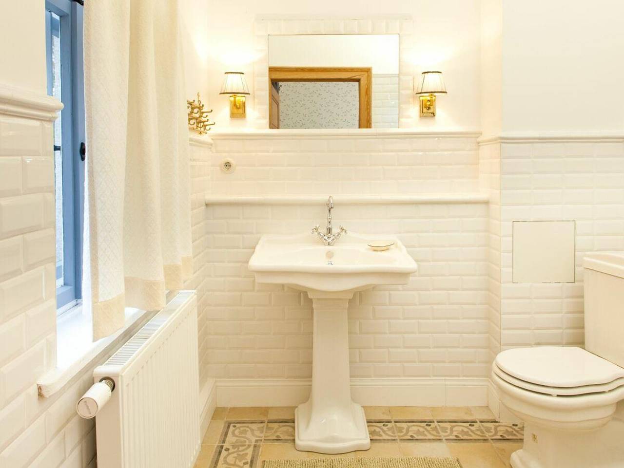 Ganze Ferienwohnung, Alte Försterei Hohnstein - Ferienwohnung, 2 Wohn-/Schlafräume, 2x Dusche, Wc in Hohnstein, Elbsandsteingebirge