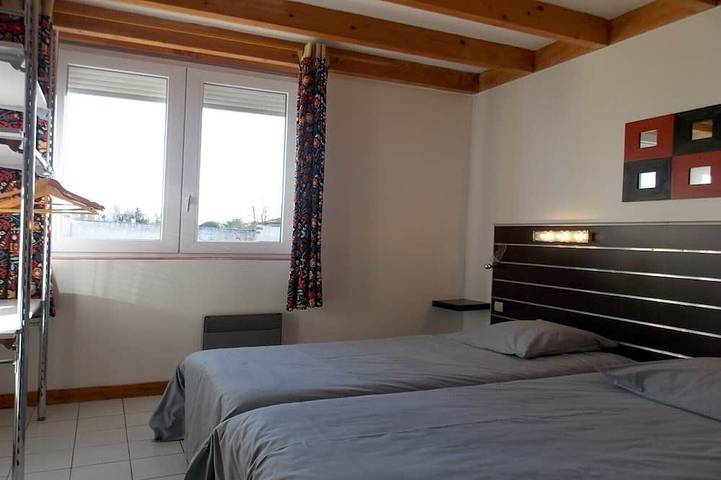 Gîte pour 6 personnes, avec piscine ainsi que jardin et terrasse, animaux acceptés à Sallertaine - 3