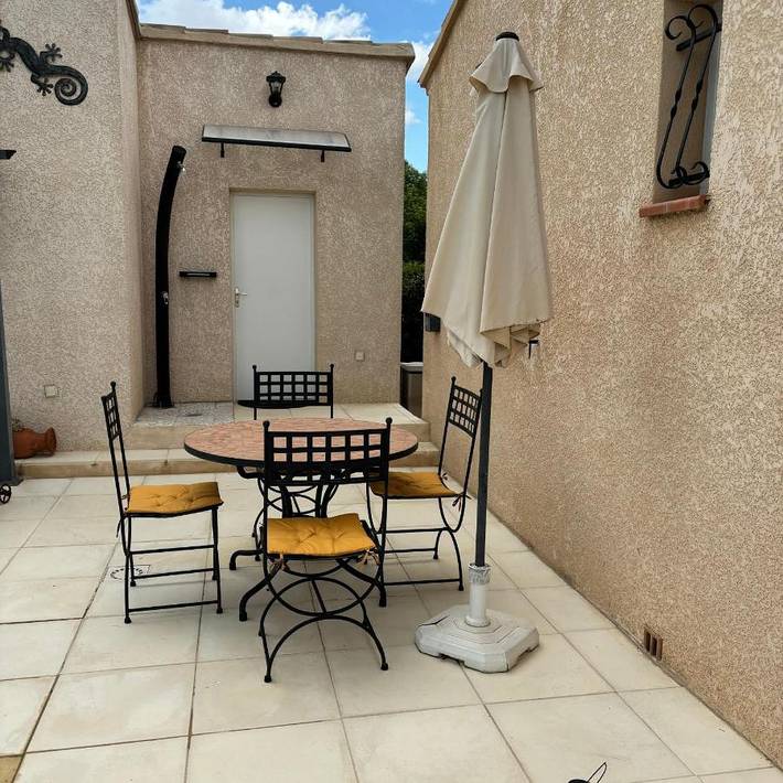 Location de vacances pour 2 personnes, avec piscine ainsi que jacuzzi et jardin à Violès - 4