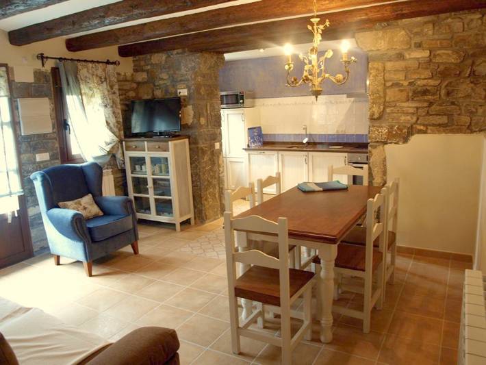 Gîte pour 4 personnes, avec vue et jardin à Broto - 2