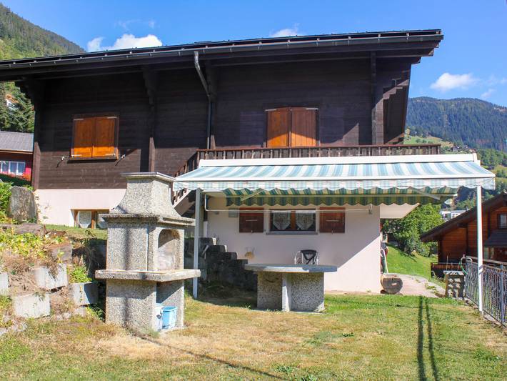 Chalet für 8 Personen, mit Balkon und Terrasse sowie Garten und Ausblick in Riederalp
