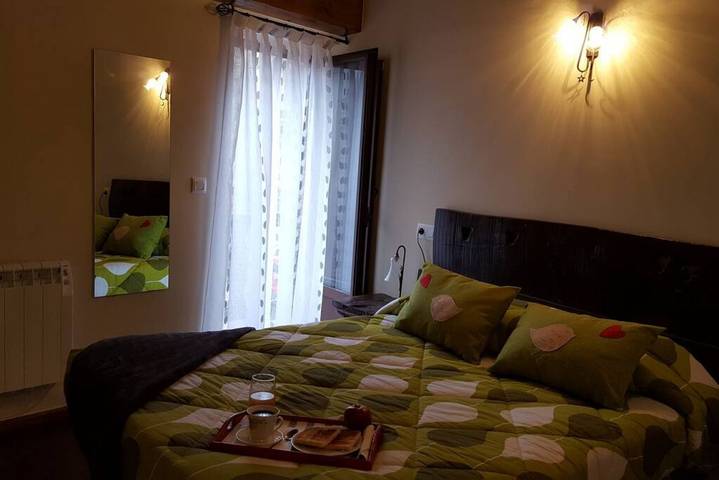 Entire apartment, Holiday apartment for 6 people with balcony/terrace in Soba, Cordillera Cantábrica