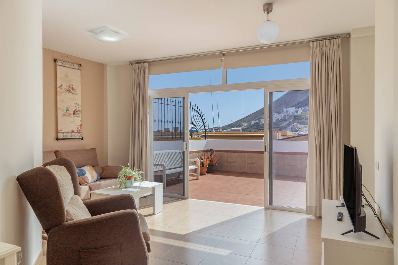 Ganze Wohnung, Ferienwohnung 'San Miguel' mit Meerblick, Wlan und Klimaanlage in La Costurera, Gáldar