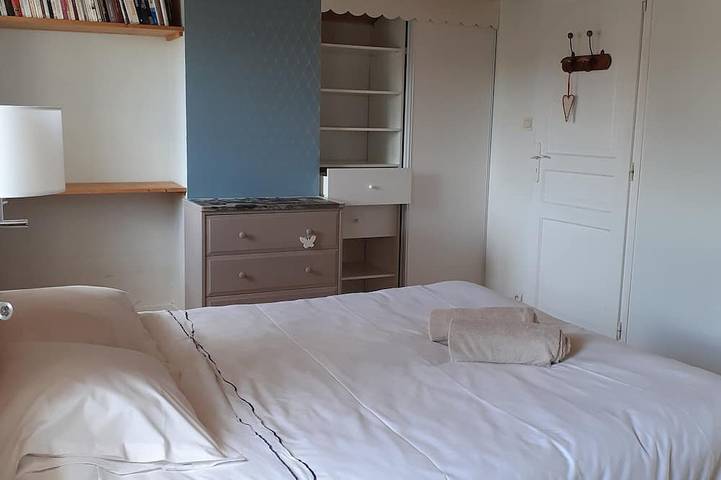 Location de vacances pour 8 personnes, avec terrasse et jardin à Saint-Xandre - 3