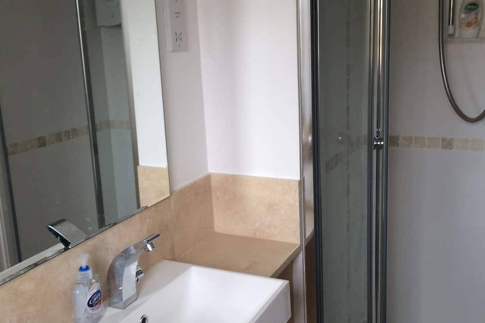 Entire apartment, Beautiful Kingston apartment in Kingston upon Thames, London