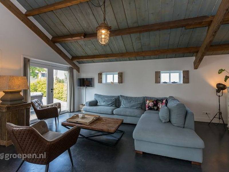 Villa Vrouwenpolder in Vrouwenpolder, Walcheren