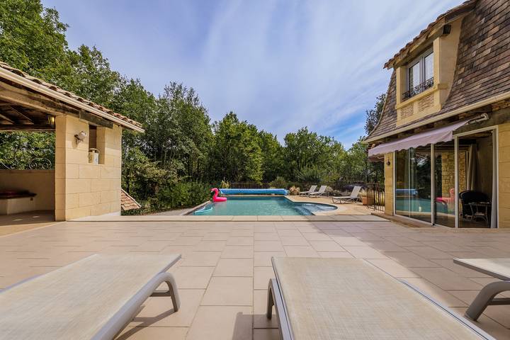 Gîte pour 8 personnes, avec Jacuzzi et Piscine à Carlux - 2