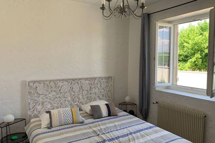 Location de vacances pour 4 personnes, avec piscine et jardin, animaux acceptés à Portets - 3