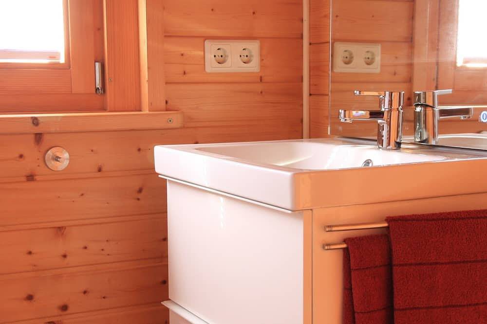 Höllenberghütte in Lug, mit Gartensauna, Ferienhaus im Pfälzer Wald in Lug, Landkreis Südwestpfalz