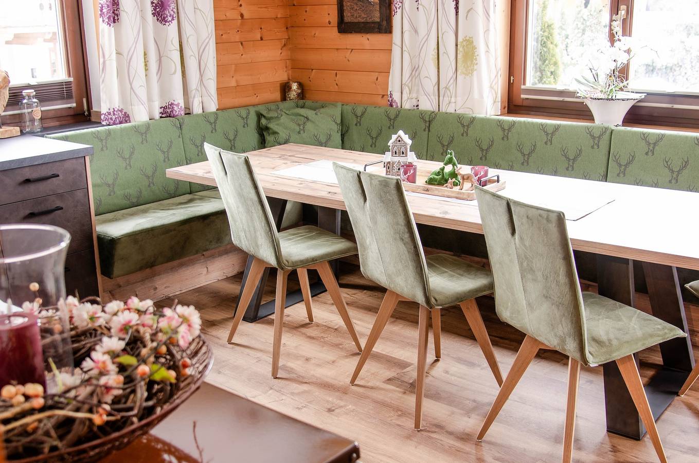 Entire apartment, Apartment 'Bartnelke' with Mountain View, Shared Pool and Wi-Fi in Sankt Johann im Pongau, Ski Amadé