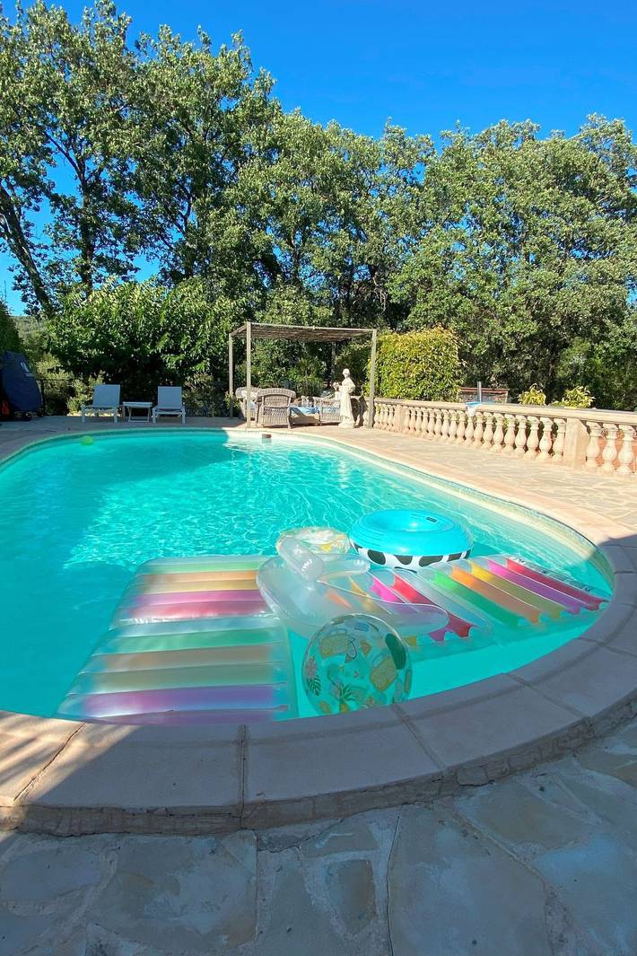 Location de vacances pour 6 personnes, avec jardin et terrasse à Taradeau - 2