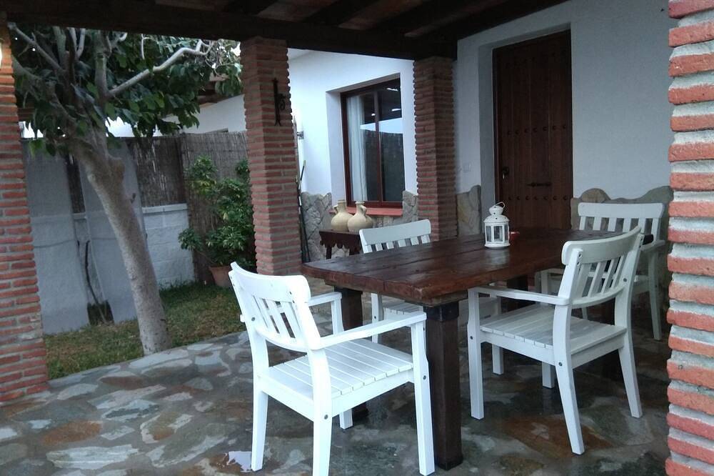 Casa Con Vistas Al Mar Y Playas Virgenes .Wifi Gratis. Punta Paloma, Tarifa, in Paloma Baja, Tarifa