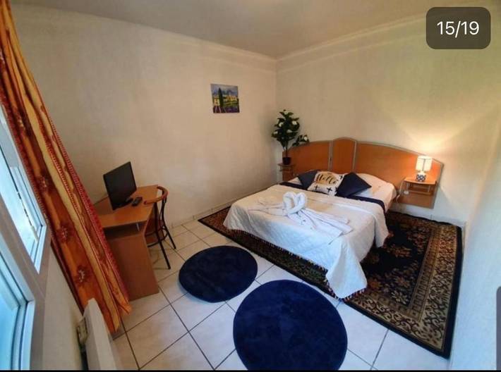 Hôtel pour 6 personnes, avec terrasse ainsi que jardin et vue à Rivière-sur-Tarn - 2