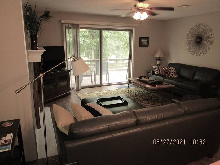 Vacation rental for 4 people, with pool and sauna as well as terrace and hot tub in Bella Vista