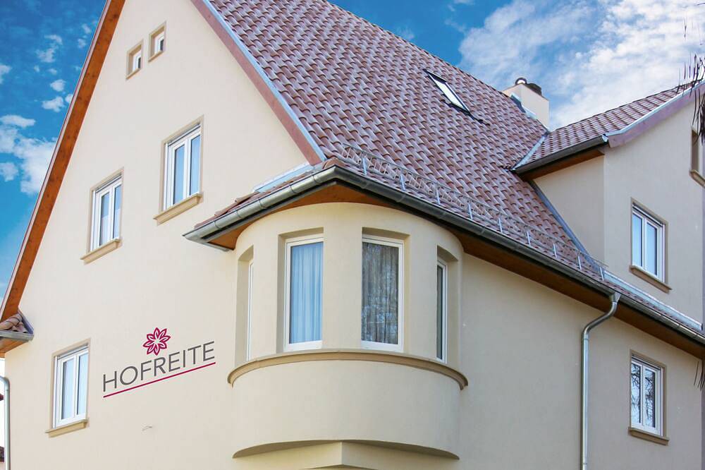 Ganze Wohnung, Hofreite Top 2: Wunderschönes, hochwertiges Appartement mit 65 m² in Heppenheim, Bergstraße