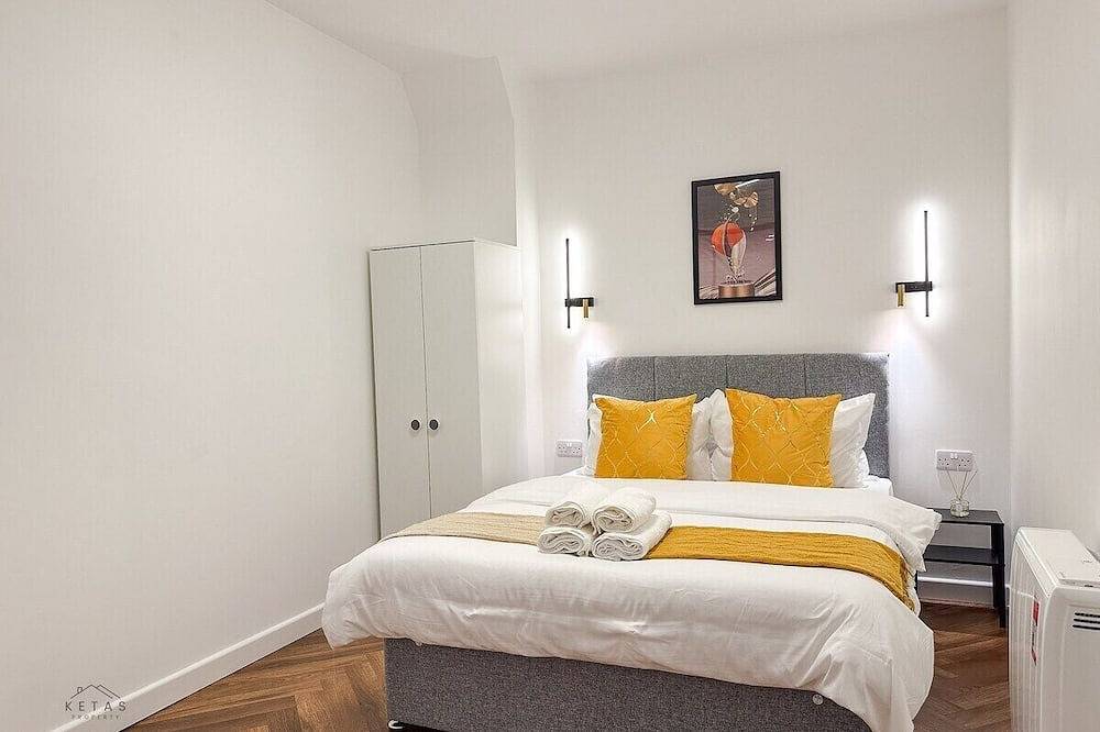 Entire apartment, Modern 2 Bedroom Flat in Luton Town Centre in Luton, Chiltern Hills