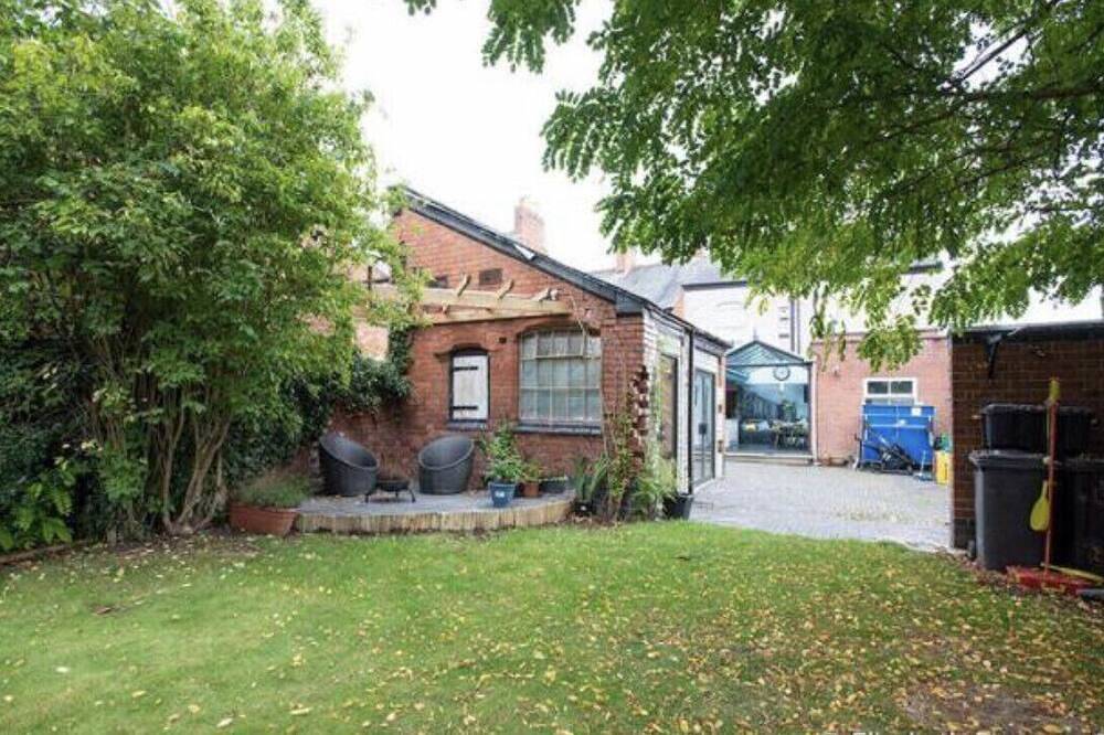 Beautiful, Character property in a fantastic central location in Coventry, Birmingham y alrededores