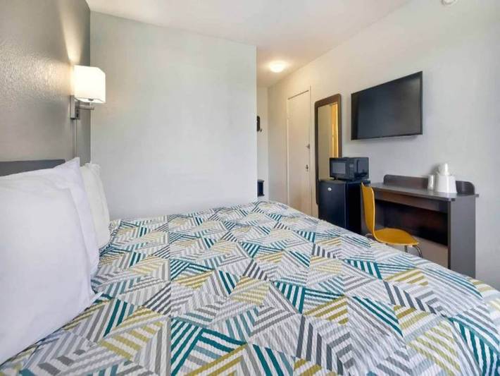 Apartamento entero, Amplia cama tamaño queen | Wifi gratuito in Gallup (desambiguación), Condado de McKinley
