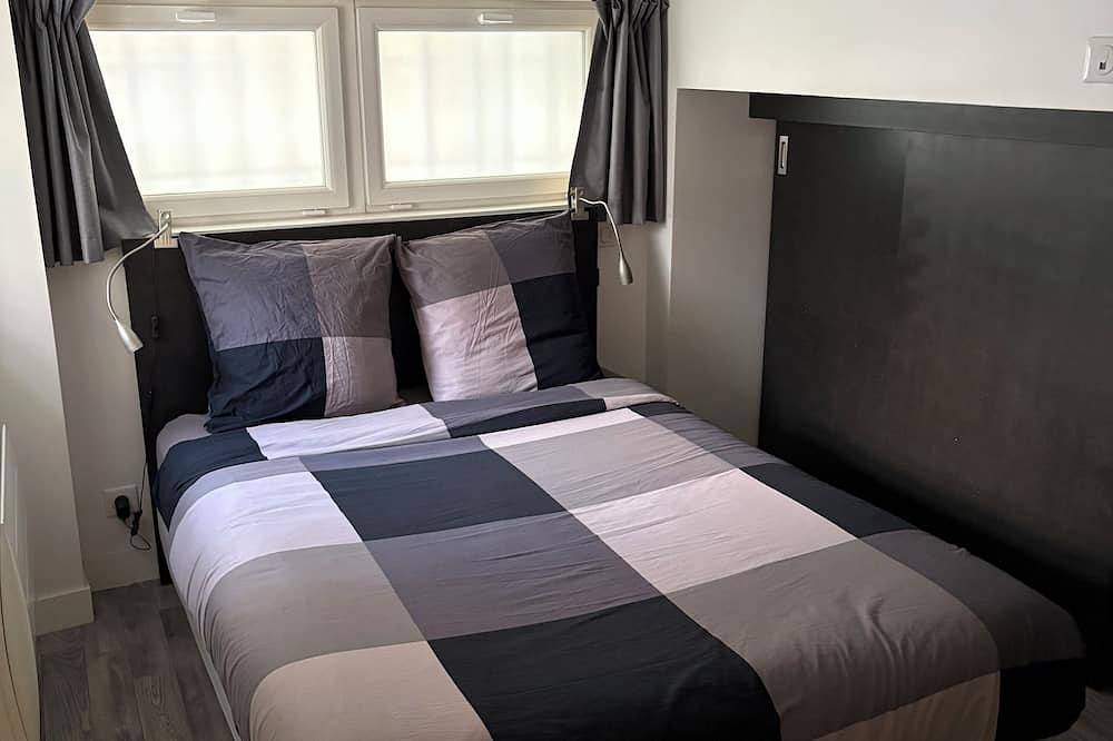 Apartamento entero, 2 piezas limitan Vincennes, cerca de París, buena base para visitar in Vincennes, Valle del Marne