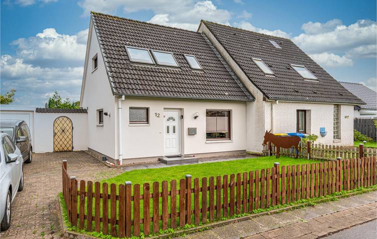 Ferienhaus für 4 Personen, mit Terrasse und Garten sowie Sauna