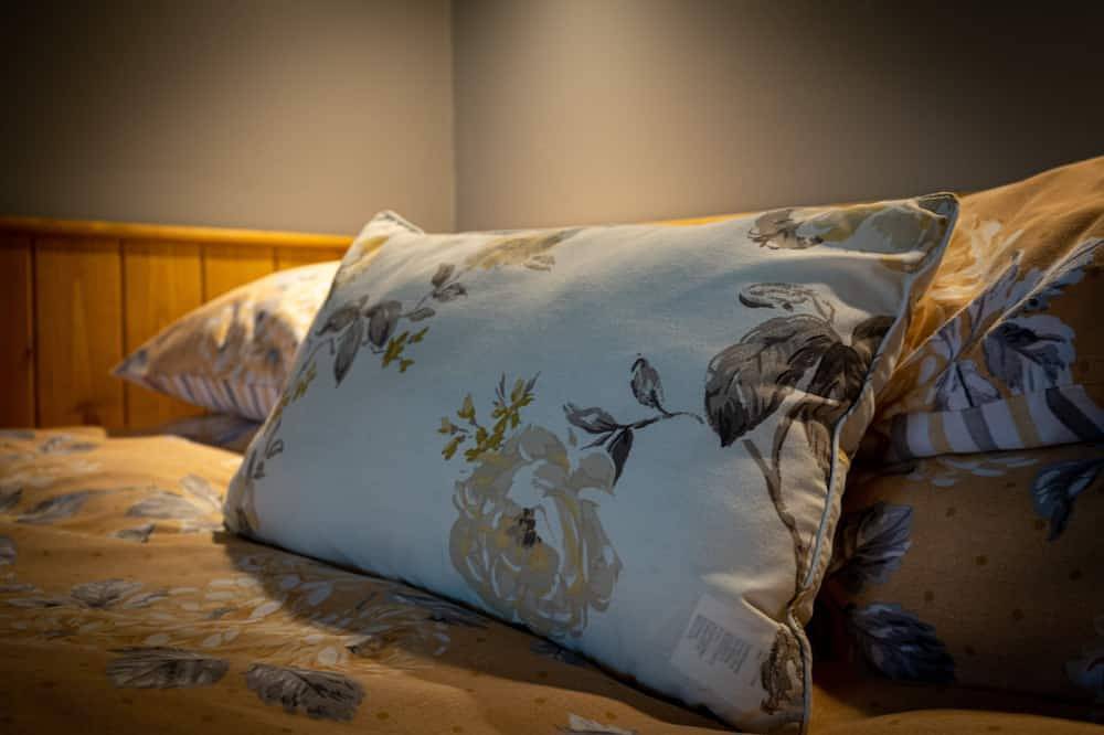 The Ash Shepod - Smardale Mill - Fabulous glamping pod/shepherds hut, sleeps 4 guests  in 1 room in Yorkshire Dales National Park