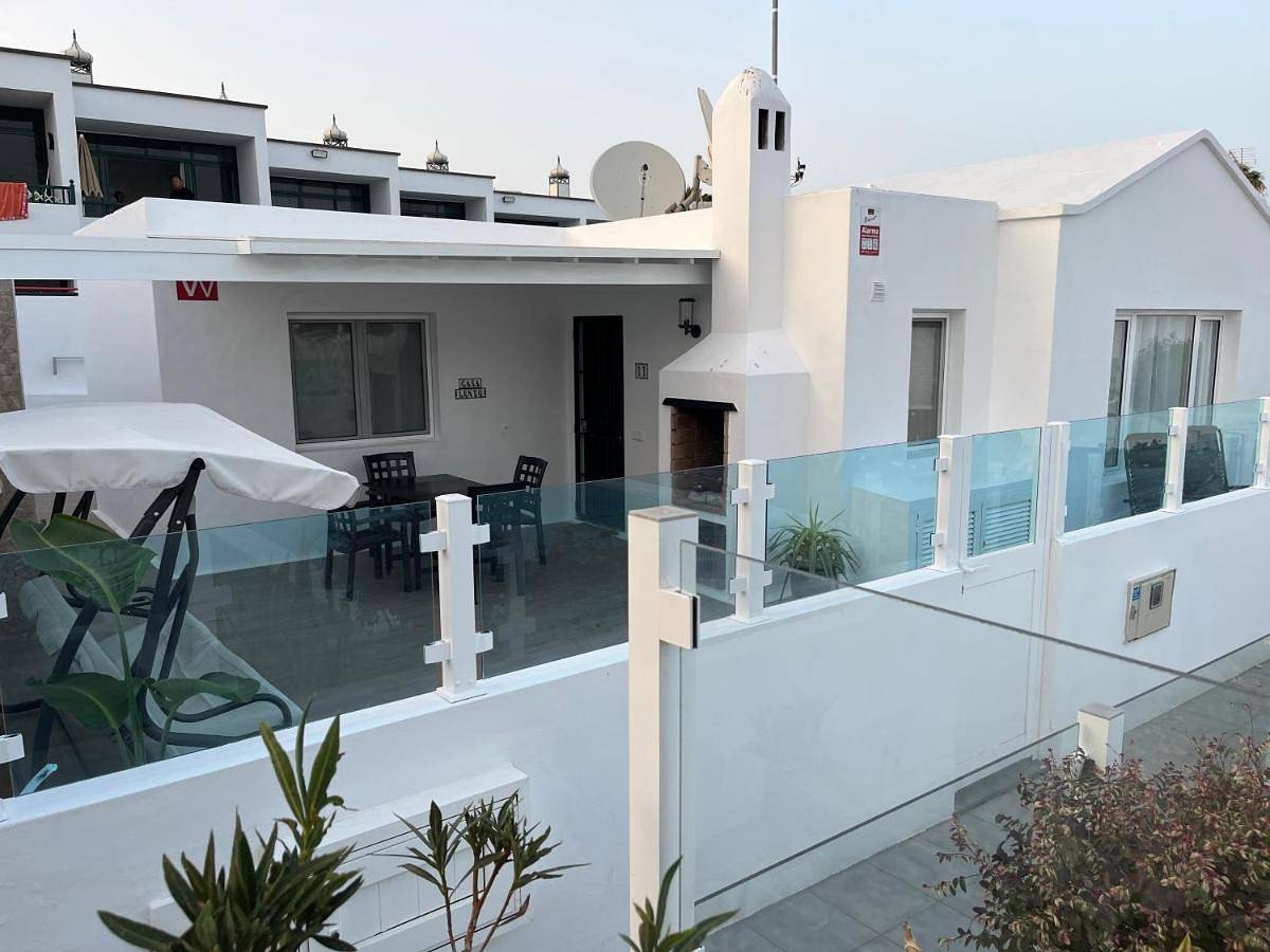 Two-Bedroom House in Puerto del Carmen, Tías