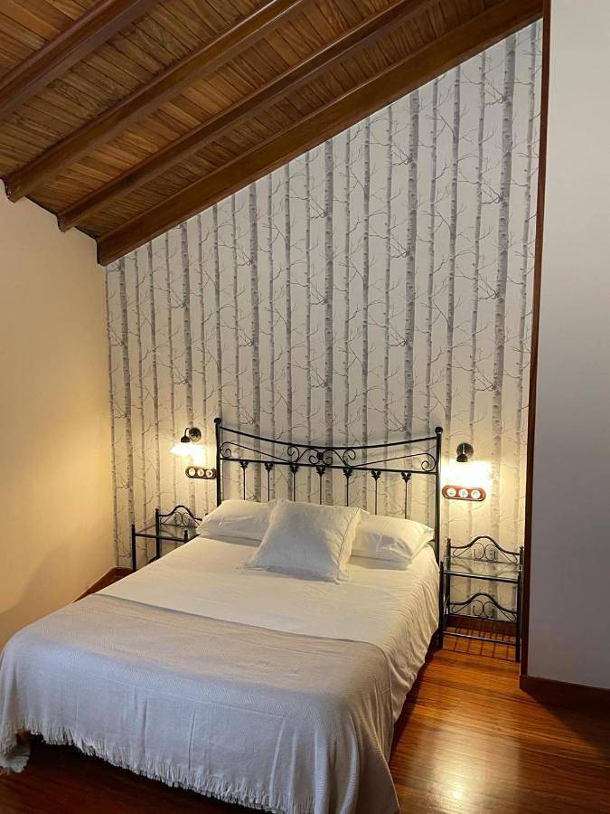 Casa de Costoia in Biduído, Ames