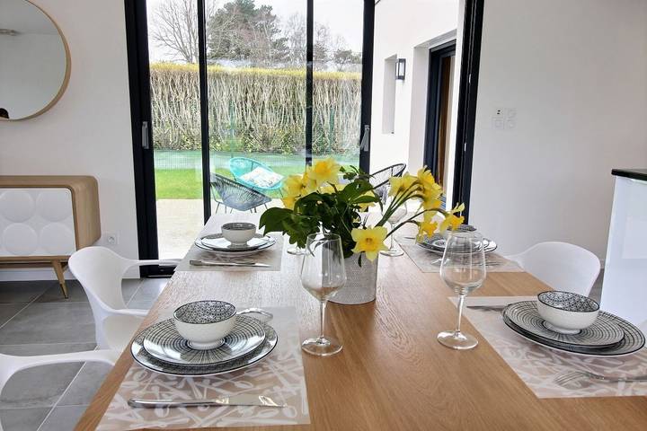 Gîte pour 6 personnes, avec terrasse et jardin, animaux acceptés