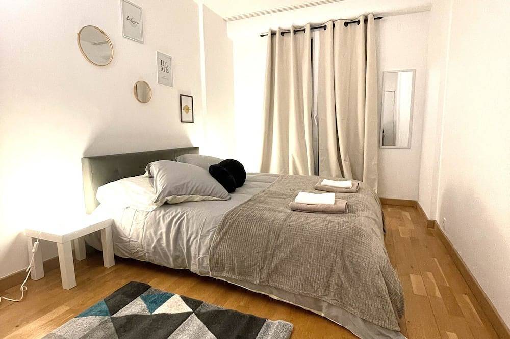 Entire apartment, Superbe Appartement en Centre-ville, 20 min de Paris, 5 min Denghien in Saint-Gratien, Val-d'Oise