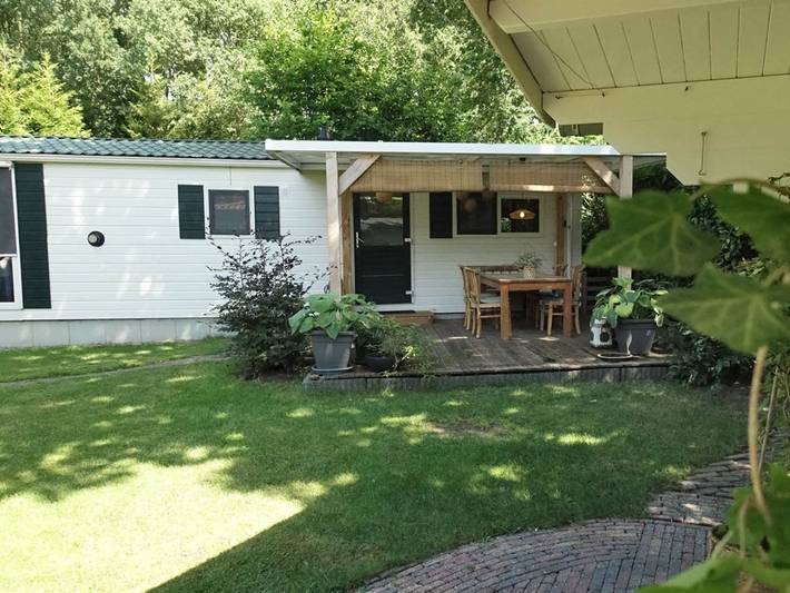 Chalet für 4 Personen, mit Garten