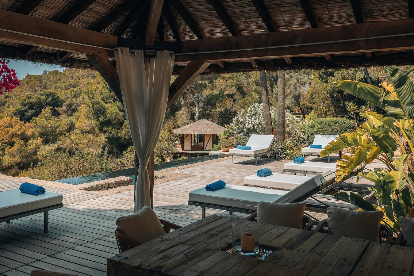 Maison de vacances « Villa Jumali » avec vue sur la mer, Wi-Fi et climatisation in Vista Alegre (Ibiza), Sant Josep de sa Talaia