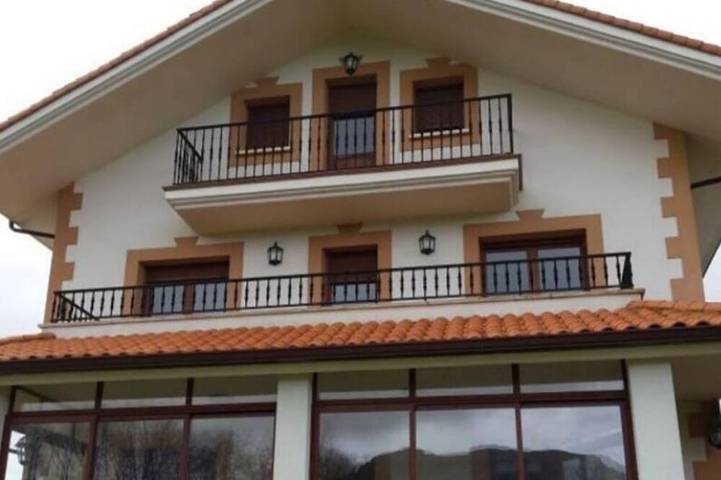 Gîte pour 16 personnes à Liendo
