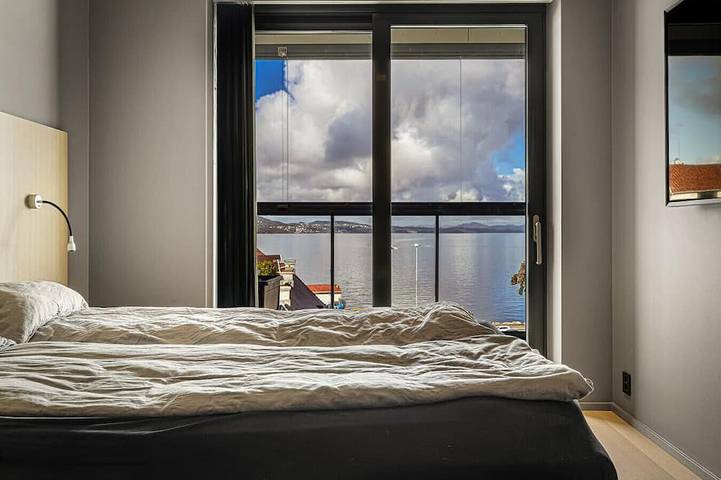 Ganze Wohnung, Exclusive Penthouse with Bryggen Views in Bergenhus, Bergen