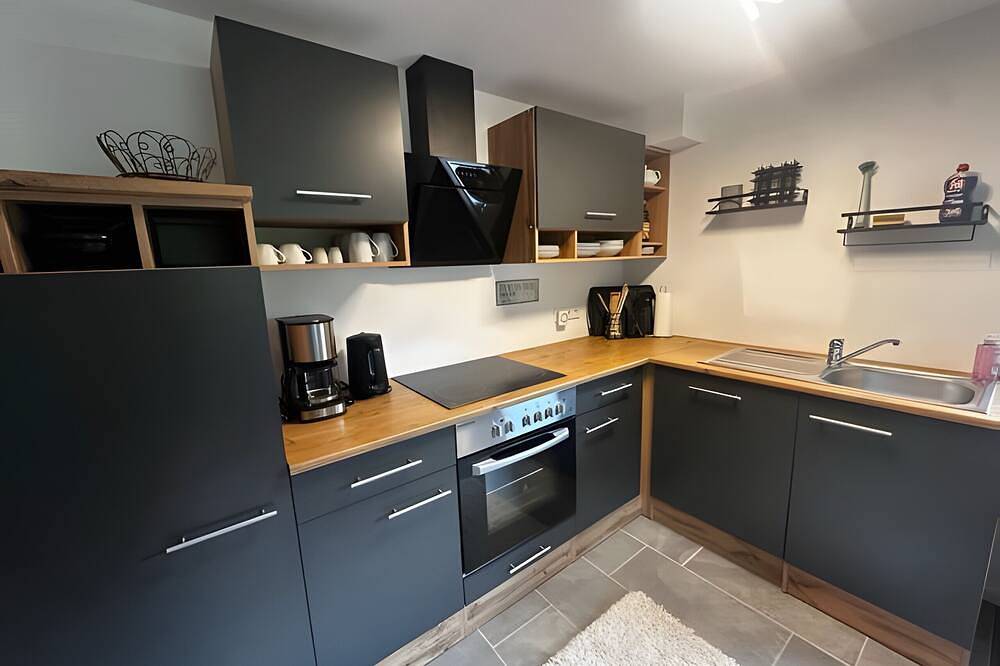 Ganze Wohnung, Ferienwohnung 'Vor dem Zoller' mit privater Terrasse und Wlan in Hechingen, Neckar-Alb