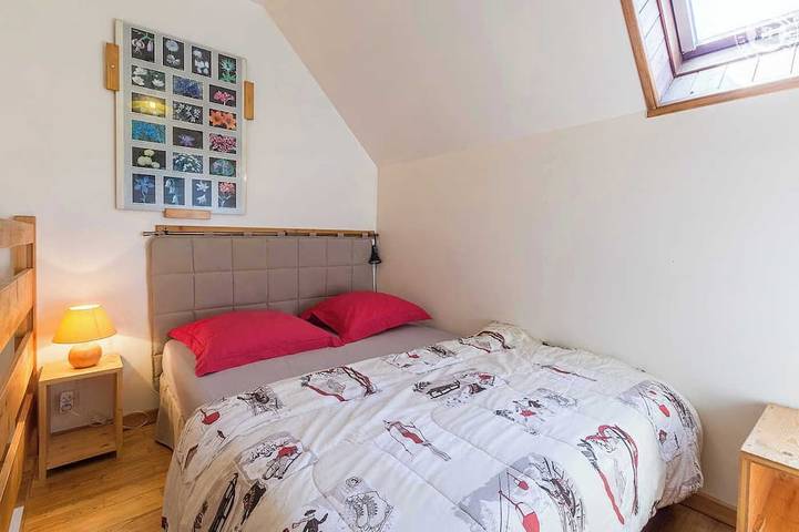 Location de vacances pour 10 personnes, avec jardin et terrasse à Entremont-le-Vieux - 4