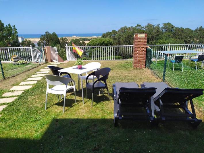 Apartamento para 4 personas, con Balcón y Terraza además de Jardín y Vistas en Mogro