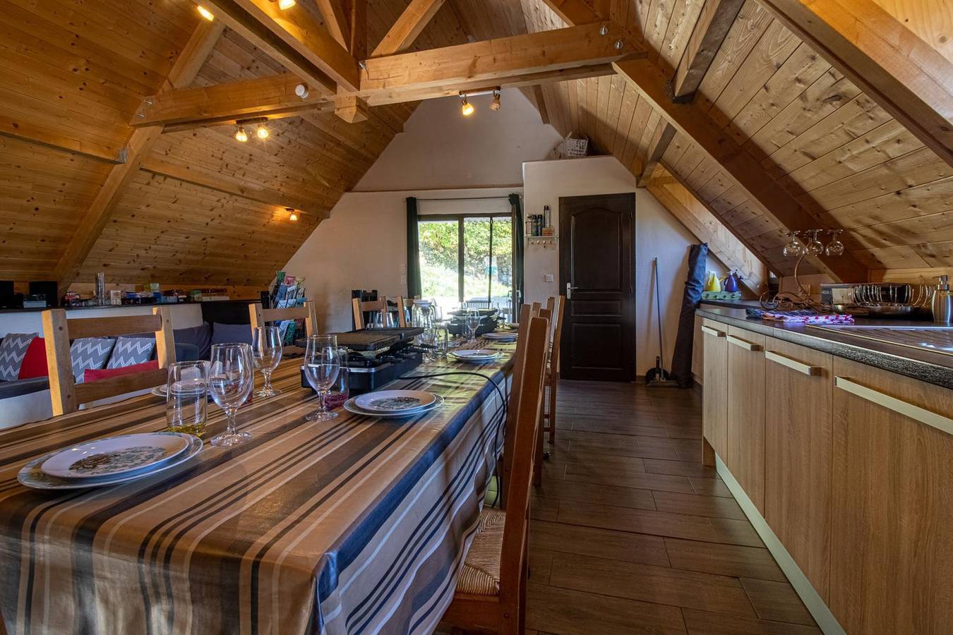 Gîte für 10 Personen mit Terrasse in Ens, Französische Pyrenäen