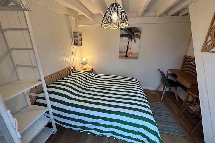 Maison Bois 80 m de la Mer, Plages du Débarquement in Asnelles, Côte de Nacre