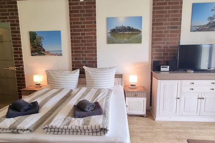 Ferienwohnung für 2 Personen, mit Garten in Hohen Wieschendorf - 2