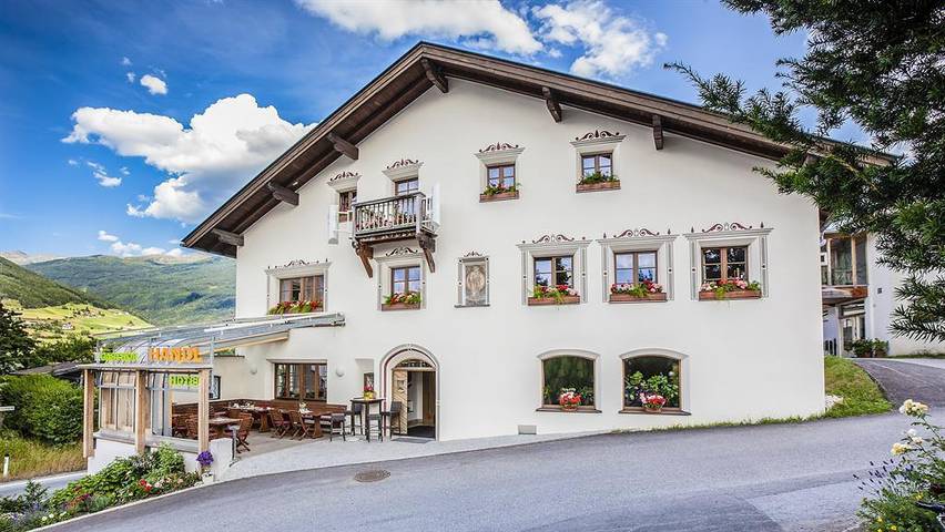 Hôtel pour 3 personnes, avec Balcon ainsi que Terrasse et Sauna à Aldrans